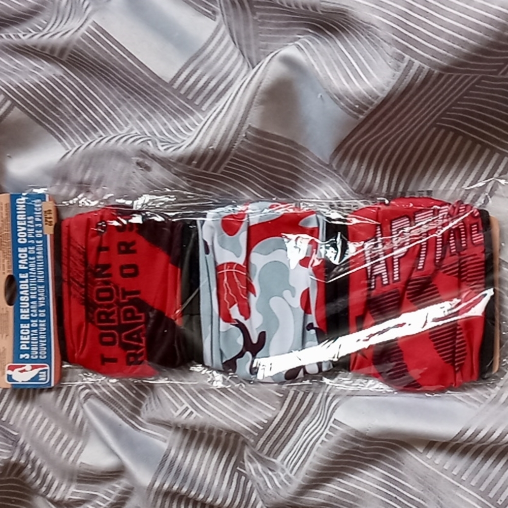 Toronto Raptors facemasks